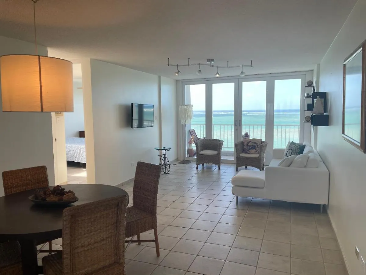 2 Bedroom 1 Bathroom Direct Beach Access Apt. San Juan 0*,  Puerto Rico