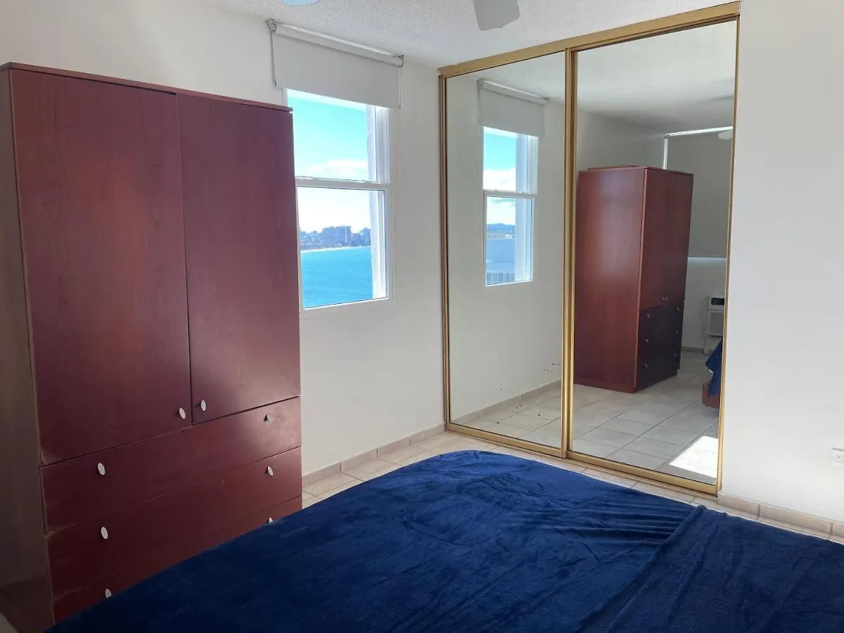 2 Bedroom 1 Bathroom Direct Beach Access Apt. San Juan 0*,