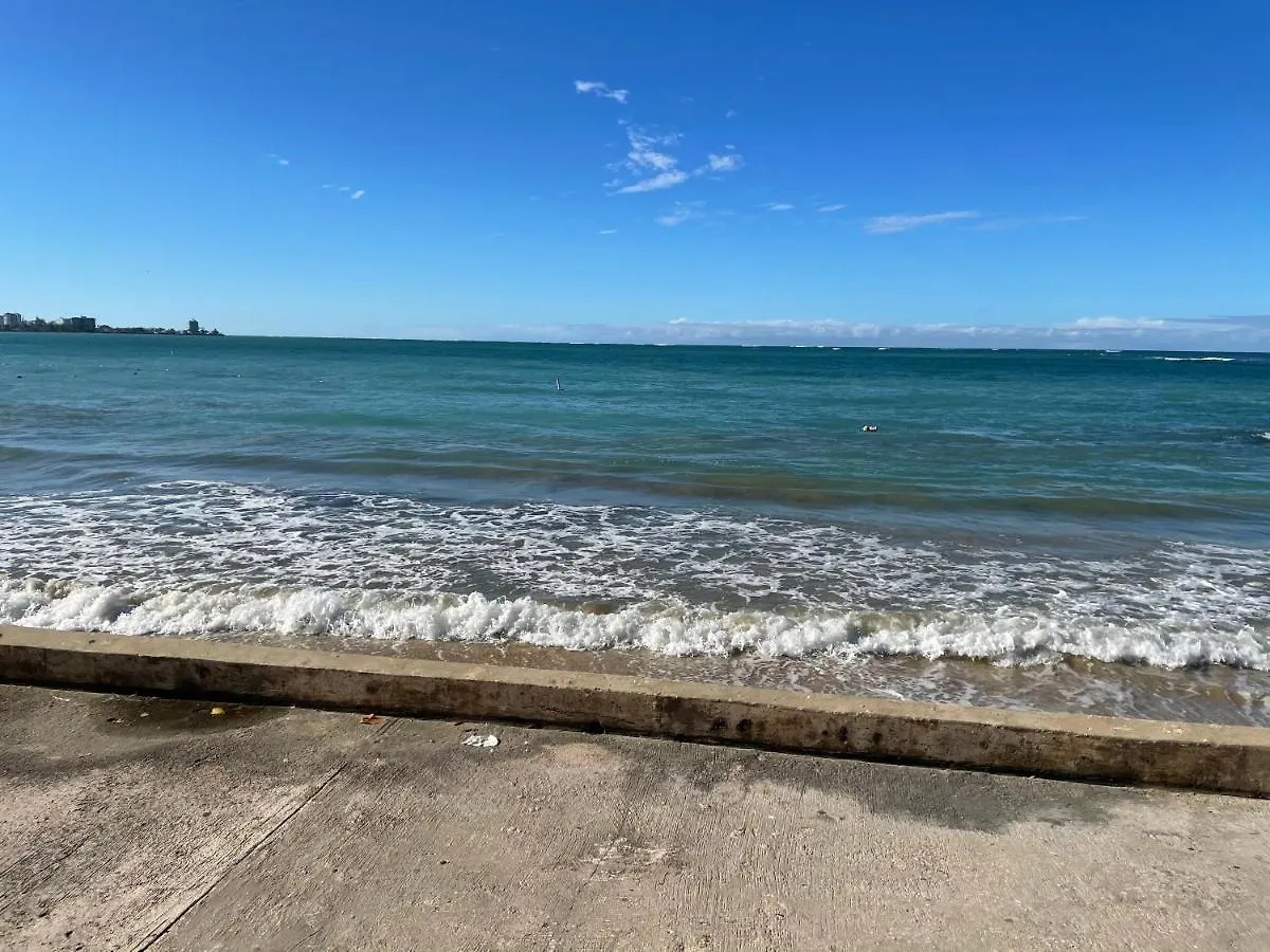 2 Bedroom 1 Bathroom Direct Beach Access Apt. San Juan 0*,  Puerto Rico
